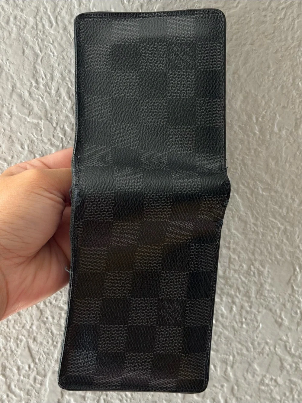 Authentic Louis Vuitton Gray/Black Damier GraphiteCanvas Leather Multiple Wallet